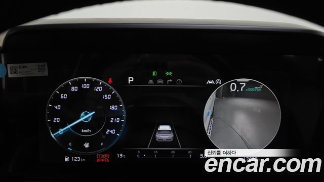 Kia Canival 2021 — photo 8