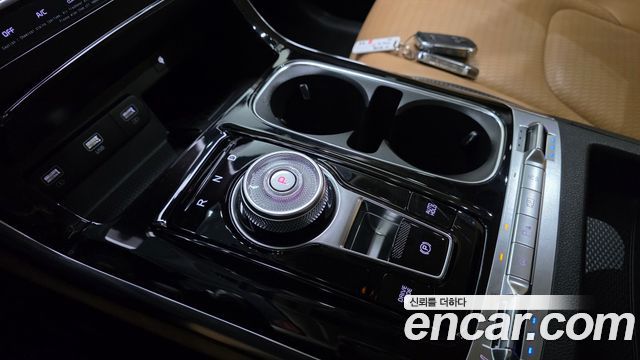Kia Canival 2021 — photo 9