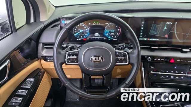 Kia Canival 2021 — photo 13
