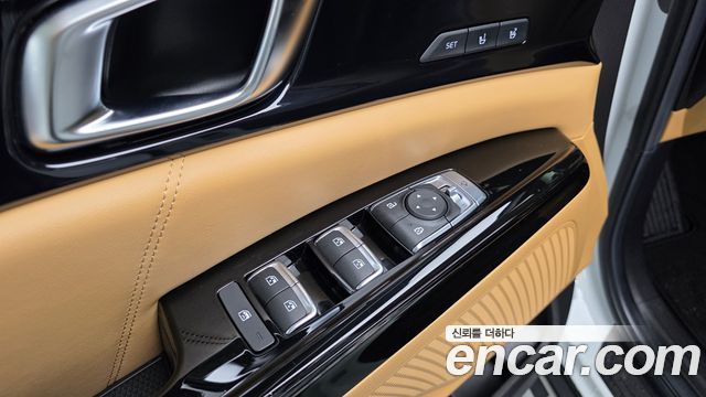 Kia Canival 2021 — photo 21