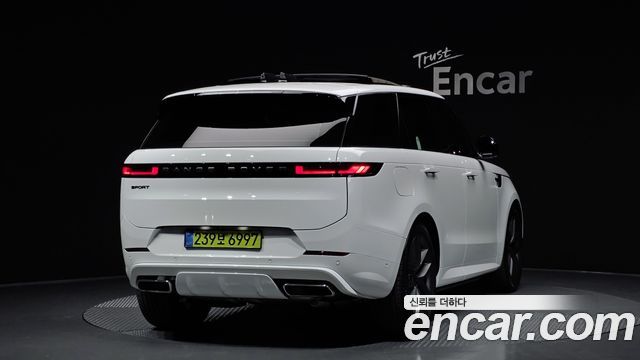 Land Rover Range Rover Sport 2025 — photo 2