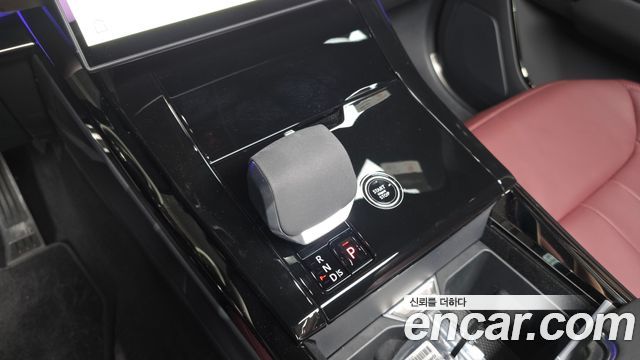 Land Rover Range Rover Sport 2025 — photo 9