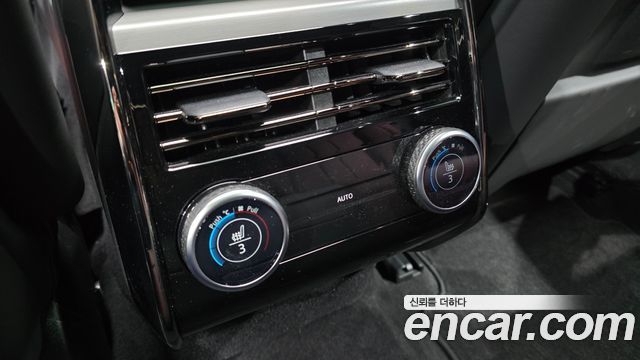 Land Rover Range Rover Sport 2025 — photo 18