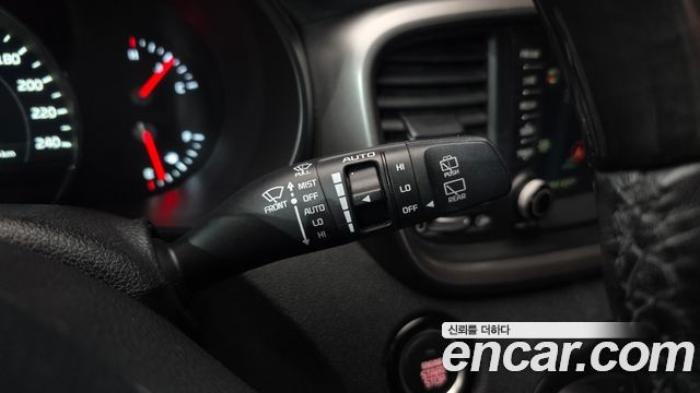 Kia Sorento 2015 — photo 16