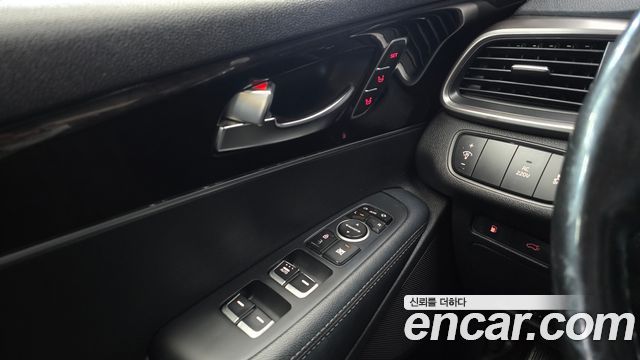 Kia Sorento 2015 — photo 17