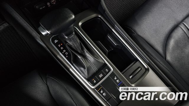 Kia K5 2019 — photo 9