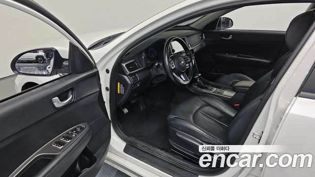 Kia K5 2019 — photo 10