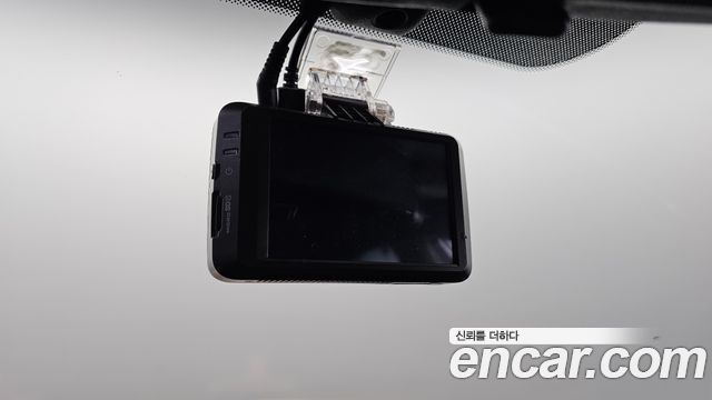 Kia K5 2019 — photo 19