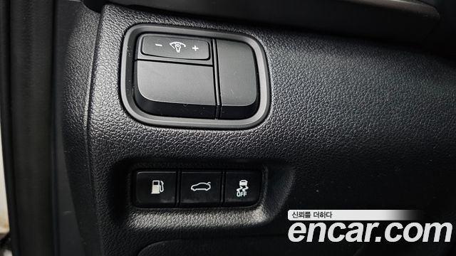 Kia K5 2019 — photo 20
