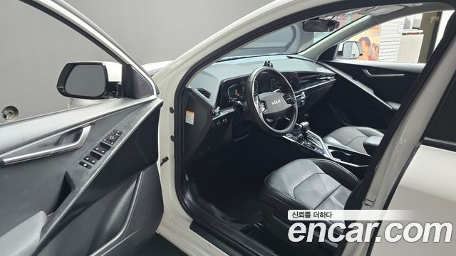 Kia Niro 2022 — photo 13