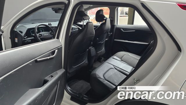 Kia Niro 2022 — photo 17