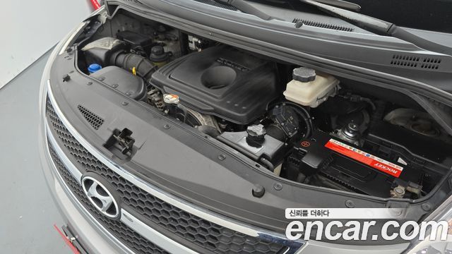Hyundai Starex 2014 — photo 6