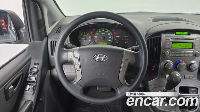 Hyundai Starex 2014 — photo 13
