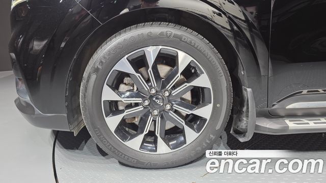 Kia Canival 2022 — photo 5