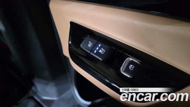 Kia Canival 2022 — photo 19