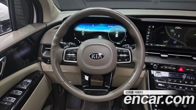 Kia Canival 2021 — photo 13