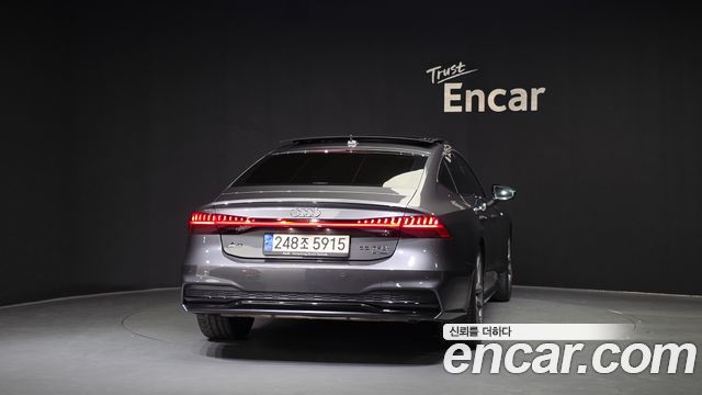Audi A7 2022 — photo 4