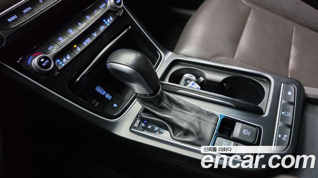 Hyundai Grandeur 2018 — photo 9