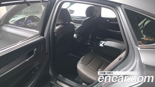 Hyundai Grandeur 2018 — photo 11