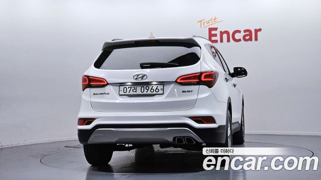 Hyundai Santafe 2016 — photo 4
