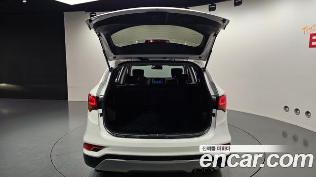 Hyundai Santafe 2016 — photo 18