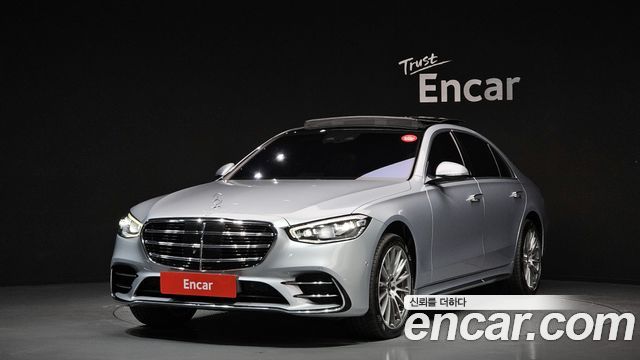 Mercedes-Benz S-Class 2022 — photo 1