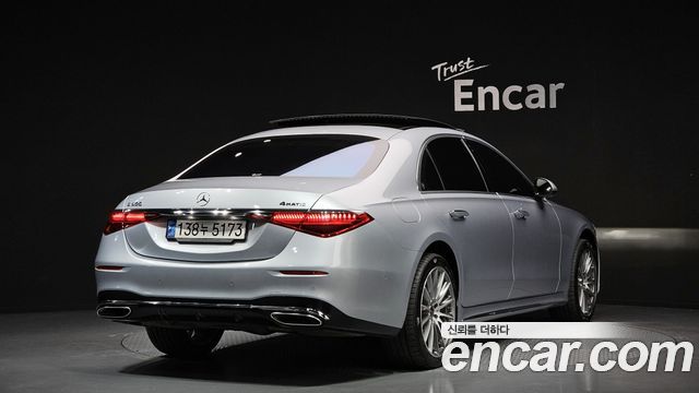 Mercedes-Benz S-Class 2022 — photo 2