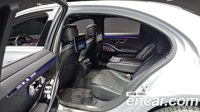 Mercedes-Benz S-Class 2022 — photo 23