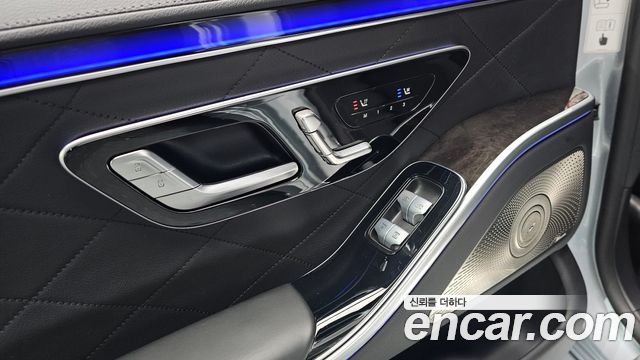 Mercedes-Benz S-Class 2022 — photo 28