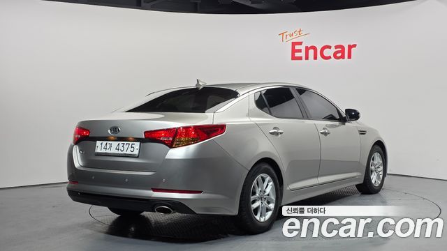 Kia K5 2012 — photo 2