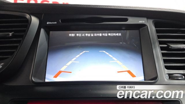 Kia K5 2012 — photo 16