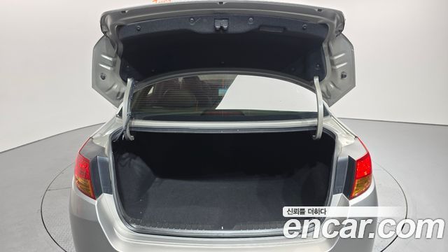 Kia K5 2012 — photo 20