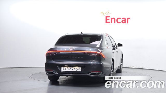 Hyundai Grandeur 2022 — photo 4
