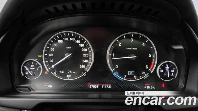 BMW X6 2015 — photo 8