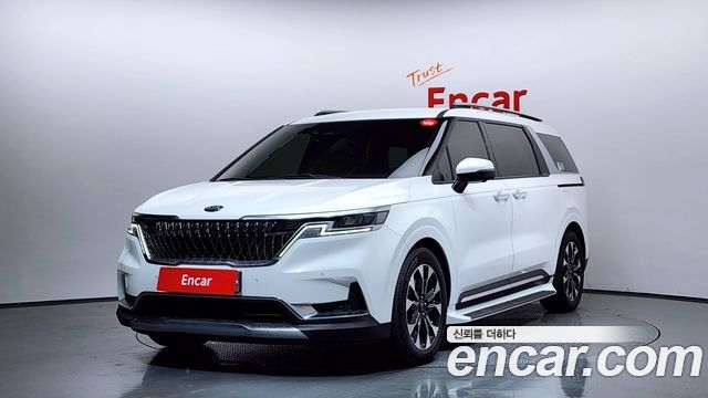 Kia Canival 2021 — photo 1