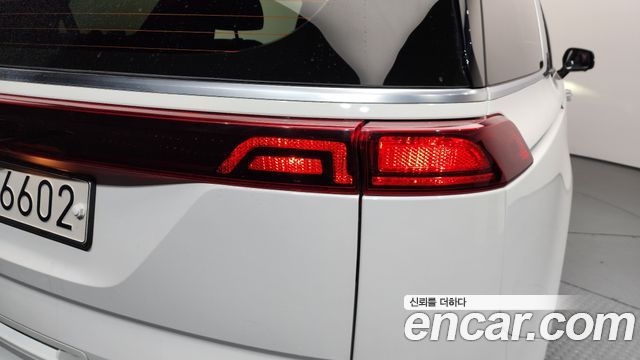 Kia Canival 2021 — photo 9