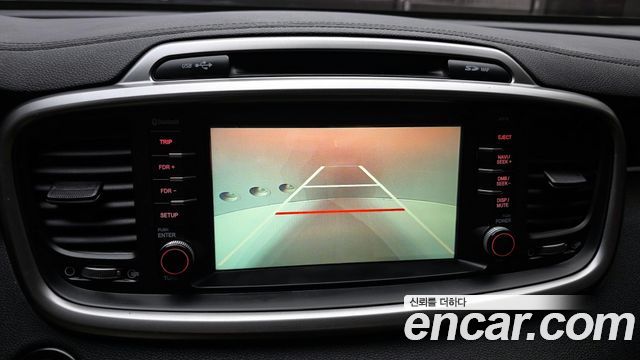 Kia Sorento 2016 — photo 15