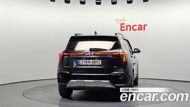 Kia Seltos 2023 — photo 4