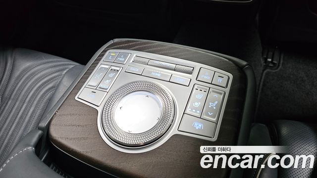 Genesis G80 2021 — photo 19