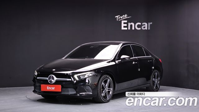 Mercedes-Benz A-Class 2020 — photo 1