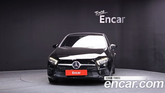 Mercedes-Benz A-Class 2020 — photo 3