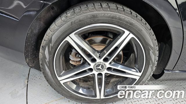 Mercedes-Benz A-Class 2020 — photo 5