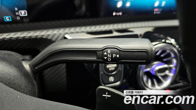 Mercedes-Benz A-Class 2020 — photo 9
