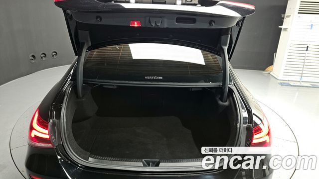 Mercedes-Benz A-Class 2020 — photo 20