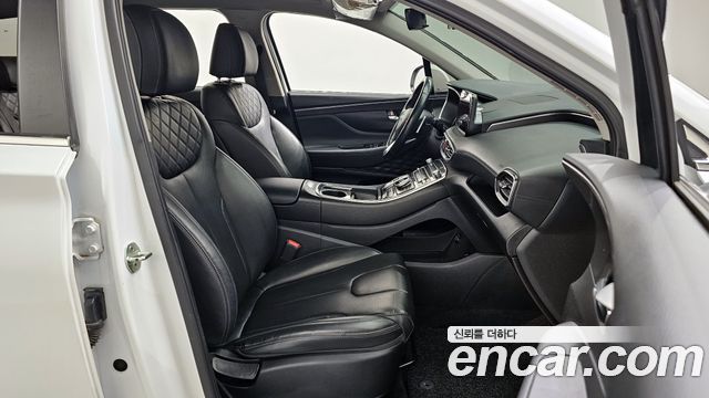 Hyundai Santafe 2021 — photo 11