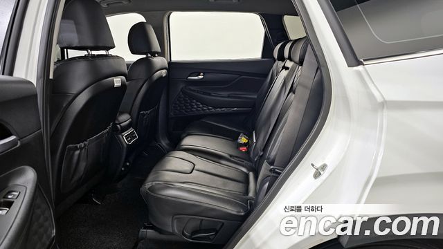 Hyundai Santafe 2021 — photo 12