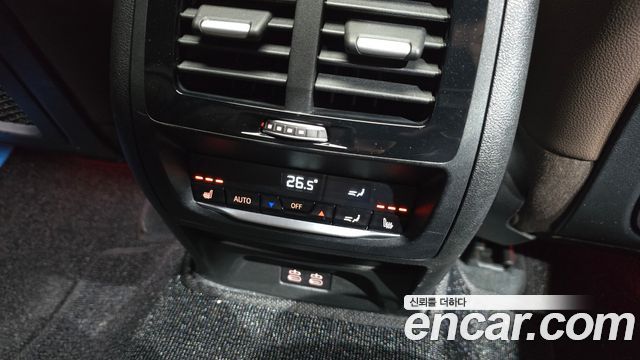 BMW X4 2020 — photo 19