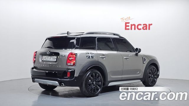 Mini Countryman 2020 — photo 2