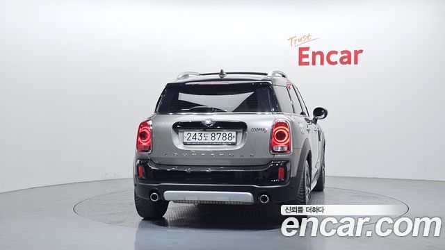 Mini Countryman 2020 — photo 4