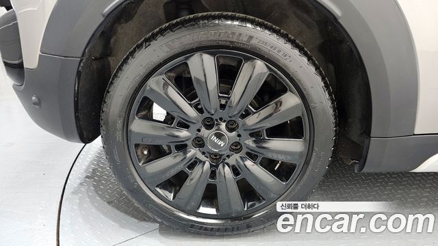 Mini Countryman 2020 — photo 5